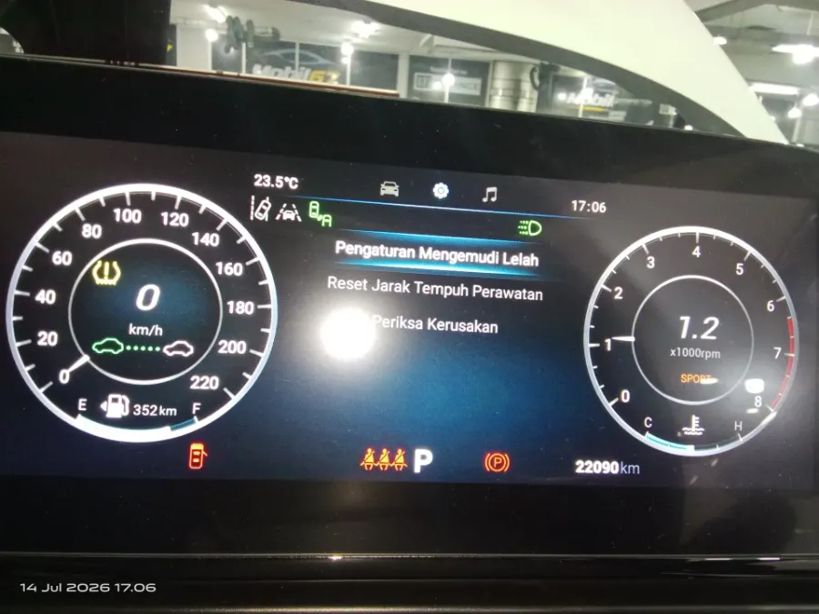 Foto Mobil Bekas Odometer Chery Omoda 5 1.5 4x2 Luxury tahun 2023