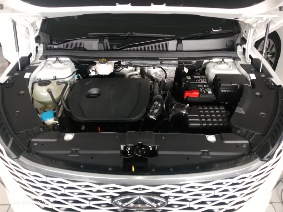 Foto Mobil Bekas Mesin Chery Omoda 5 1.5 4x2 Luxury tahun 2024