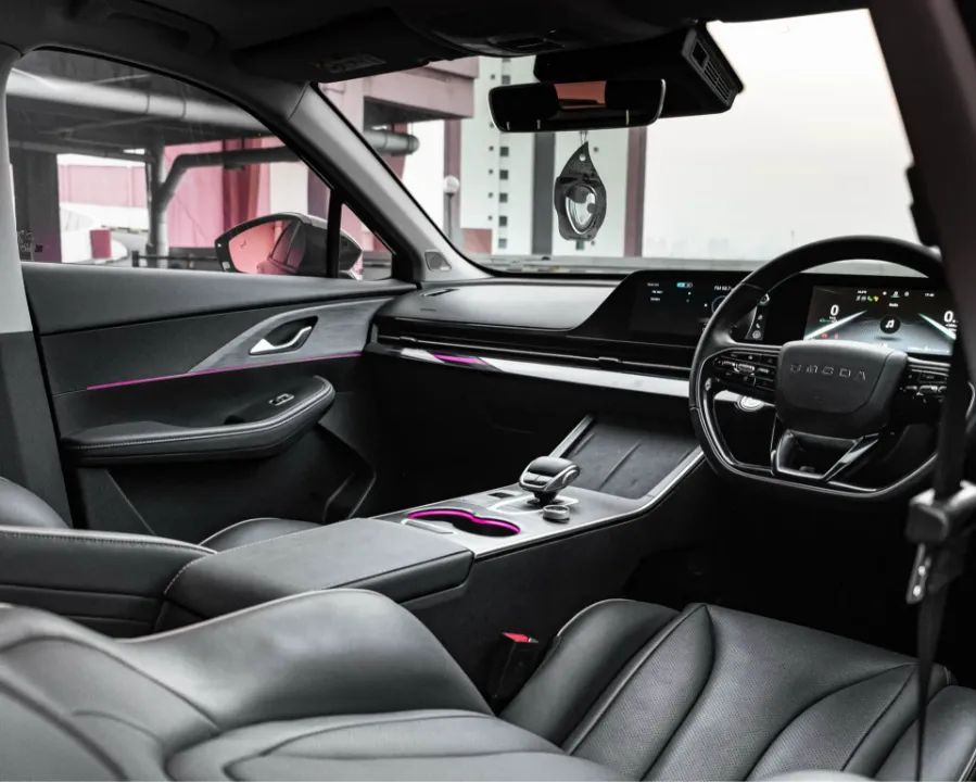Foto Mobil Bekas Kabin Belakang Chery Omoda 5 1.5 4x2 Luxury tahun 2025
