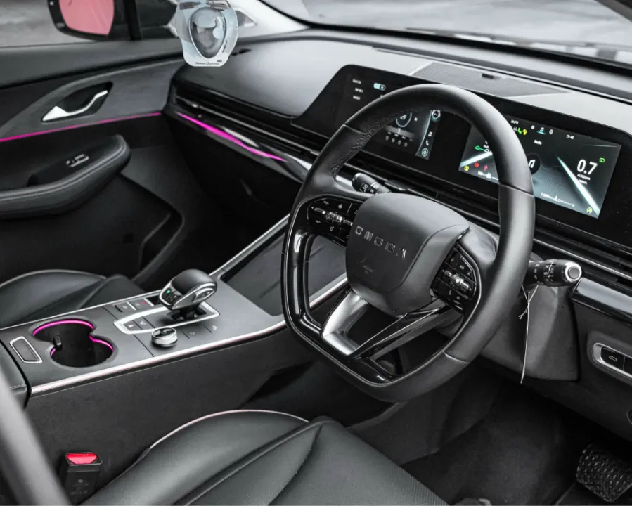 Foto Mobil Bekas Kabin Depan Chery Omoda 5 1.5 4x2 Luxury tahun 2025