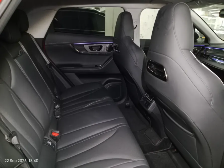 Foto Mobil Bekas Kabin Belakang Chery Omoda 5 1.5 4x2 Luxury tahun 2026