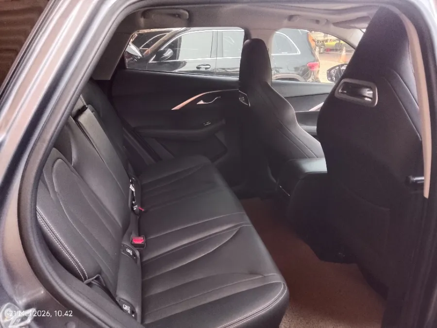 Foto Mobil Bekas Kabin Belakang Chery Omoda 5 1.5 Luxury RZ tahun 2023