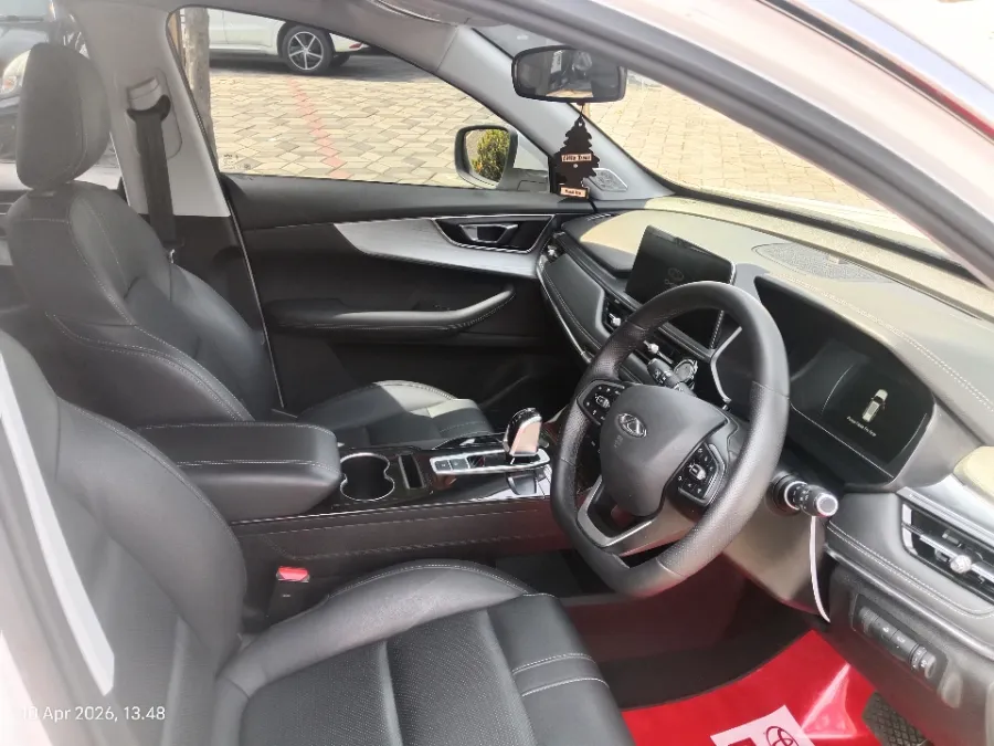 Foto Mobil Bekas Kabin Depan Chery Tiggo 1.5 tahun 2023