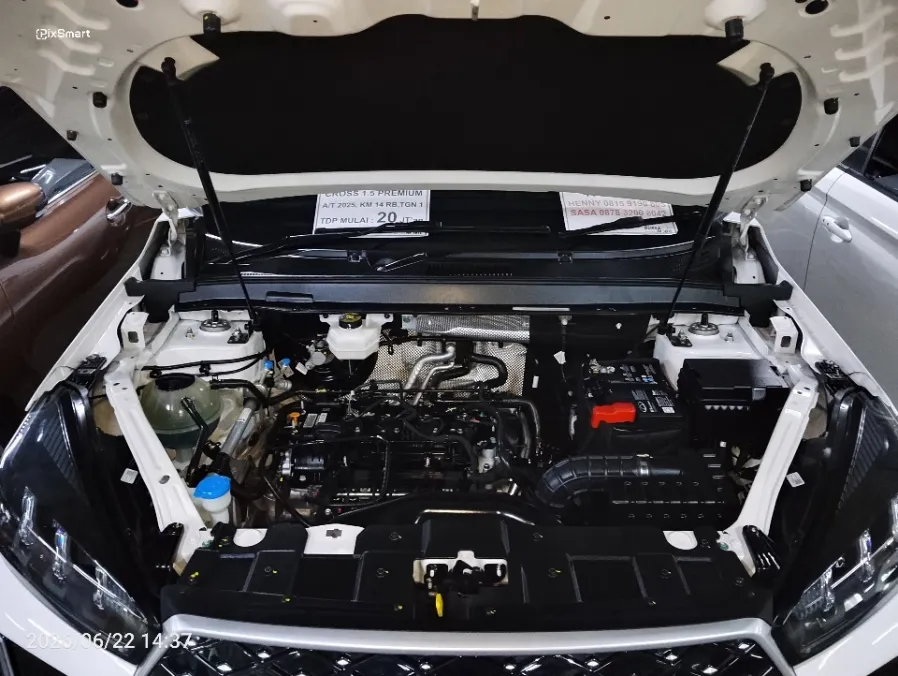 Foto Mobil Bekas Mesin Chery Tiggo Cross 1.5 Comfort tahun 2025