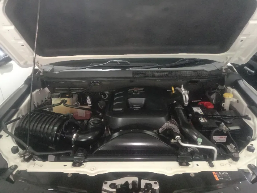Foto Mobil Bekas Mesin Chevrolet Trailblazer 2.5 LTZ tahun 2017