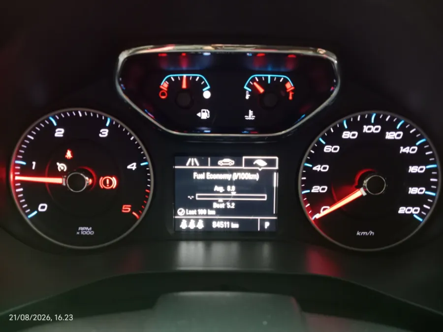 Foto Mobil Bekas Odometer Chevrolet Trailblazer 2.5 LTZ tahun 2018