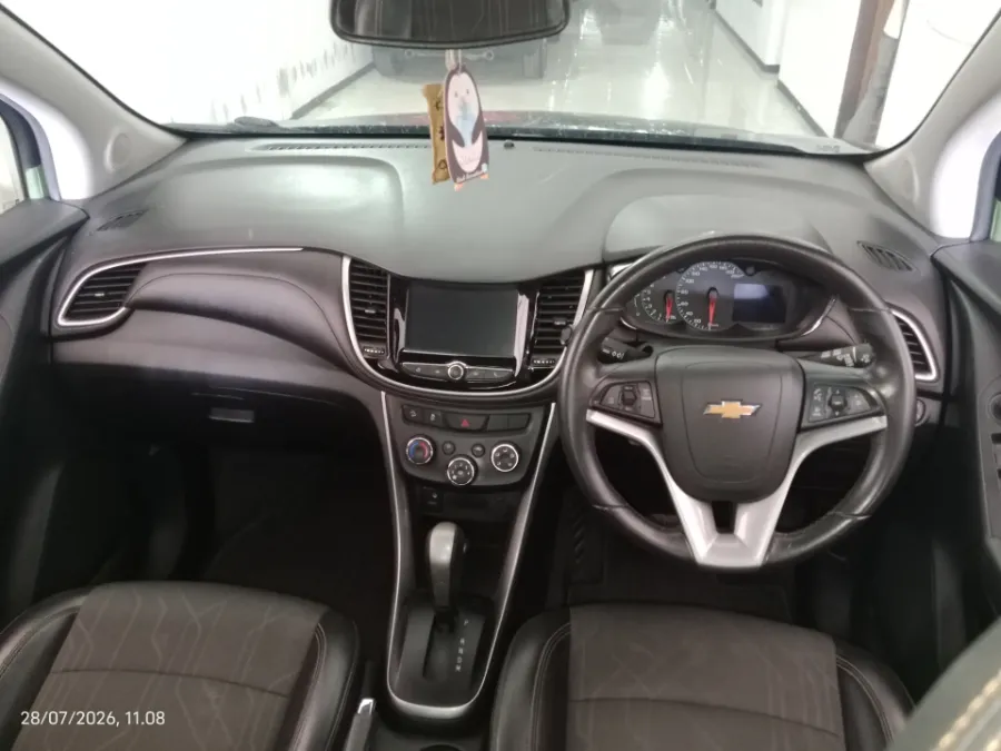 Foto Mobil Bekas Dashboard Chevrolet Trax 1.4 LTZ tahun 2017
