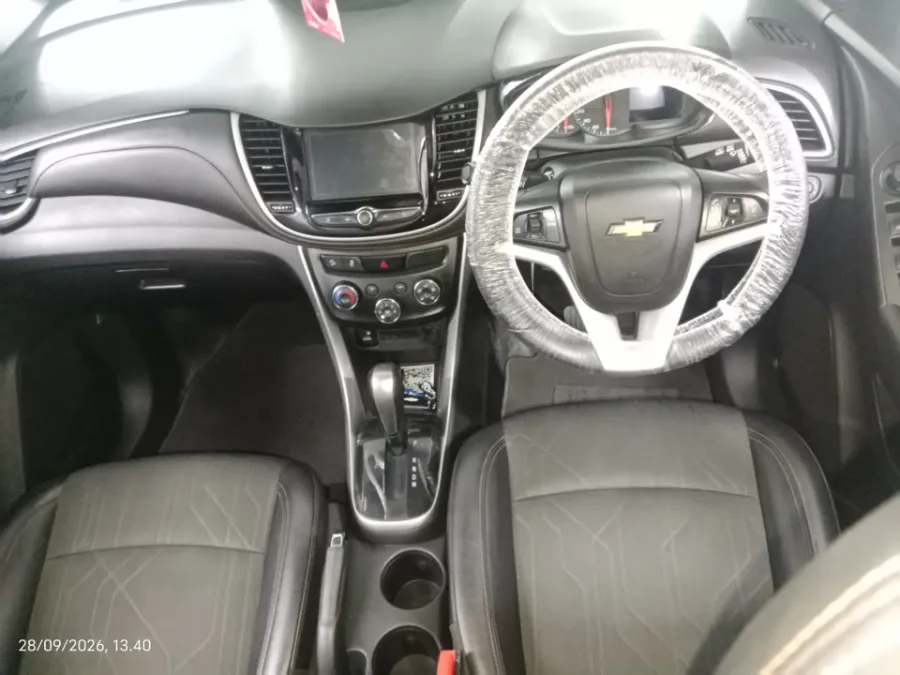 Foto Mobil Bekas Dashboard Chevrolet Trax 1.4 LTZ tahun 2017
