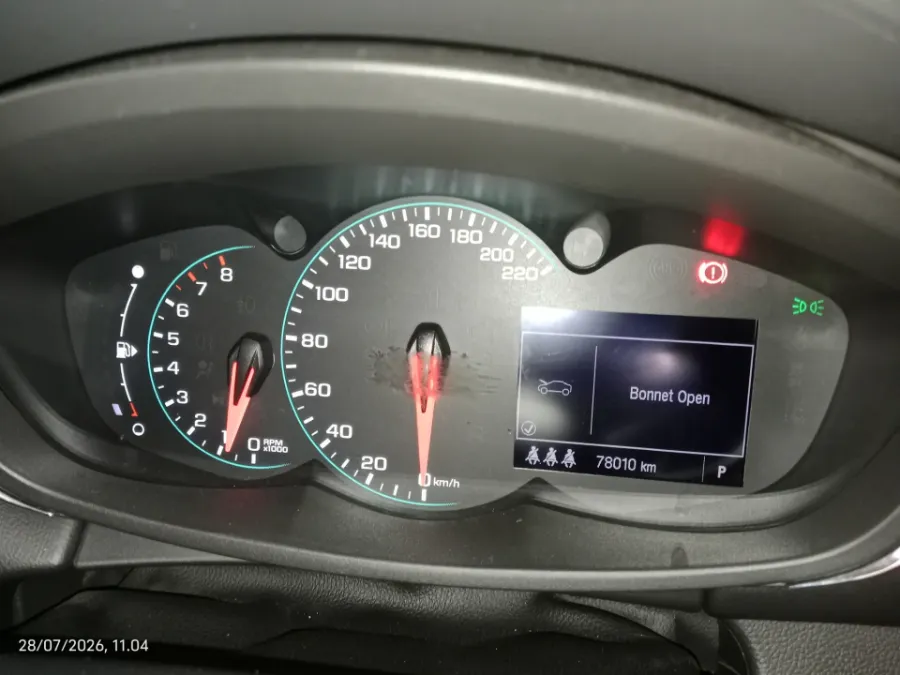 Foto Mobil Bekas Odometer Chevrolet Trax 1.4 LTZ tahun 2017