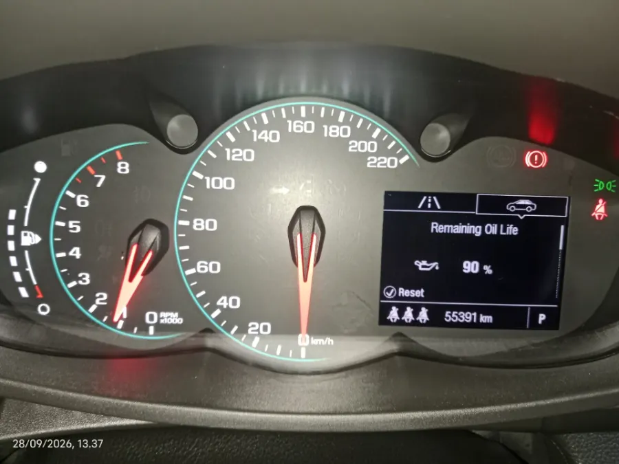 Foto Mobil Bekas Odometer Chevrolet Trax 1.4 LTZ tahun 2017