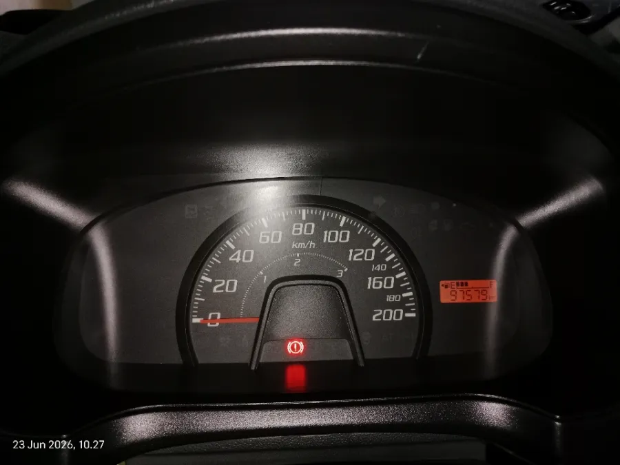 Foto Mobil Bekas Odometer Daihatsu Ayla 1.0 tahun 2013