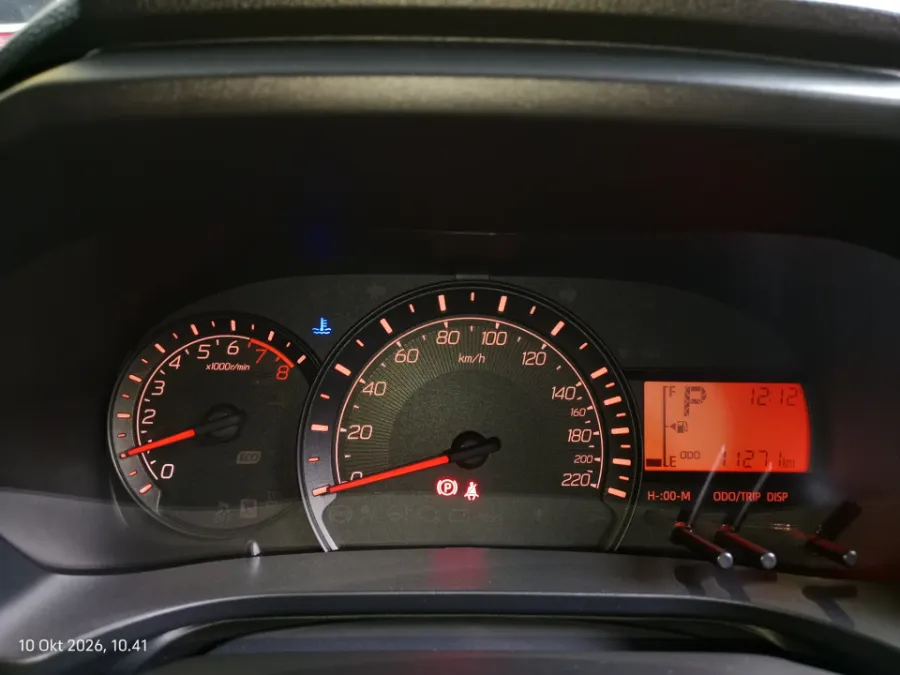 Foto Mobil Bekas Odometer Daihatsu Ayla 1.0 tahun 2024