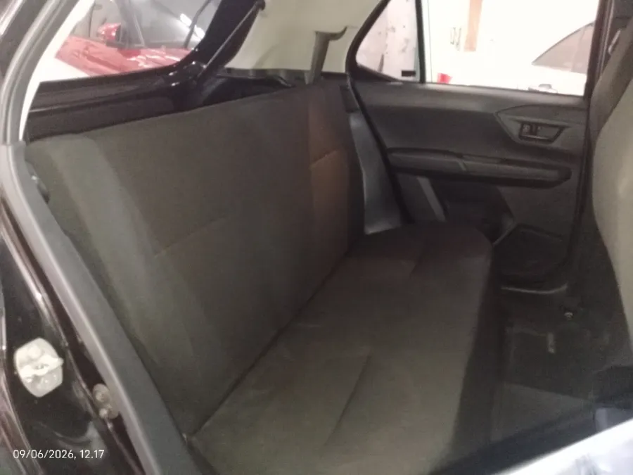 Foto Mobil Bekas Kabin Belakang Daihatsu Ayla 1.0 M tahun 2024