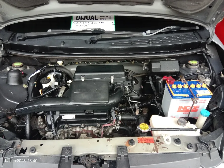 Foto Mobil Bekas Mesin Daihatsu Ayla 1.0 X tahun 2015