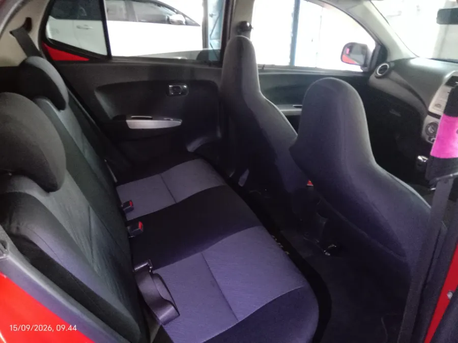 Foto Mobil Bekas Kabin Belakang Daihatsu Ayla 1.0 X tahun 2016