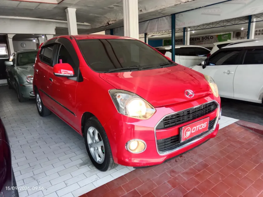 Foto Mobil Bekas Kanan Depan Daihatsu Ayla 1.0 X tahun 2016