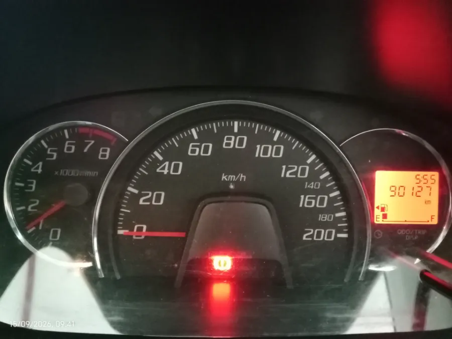 Foto Mobil Bekas Odometer Daihatsu Ayla 1.0 X tahun 2016