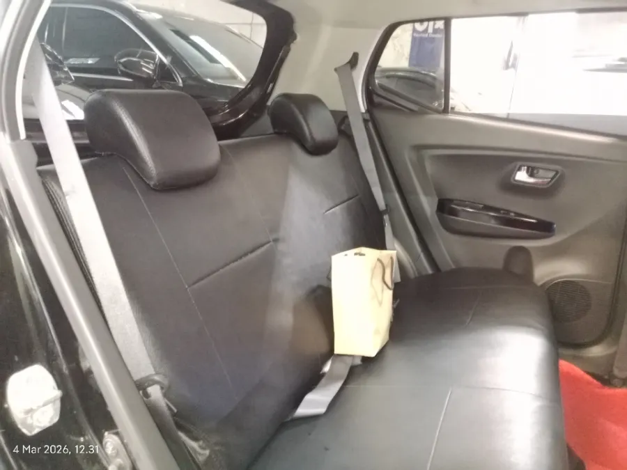 Foto Mobil Bekas Kabin Belakang Daihatsu Ayla 1.0 X tahun 2017