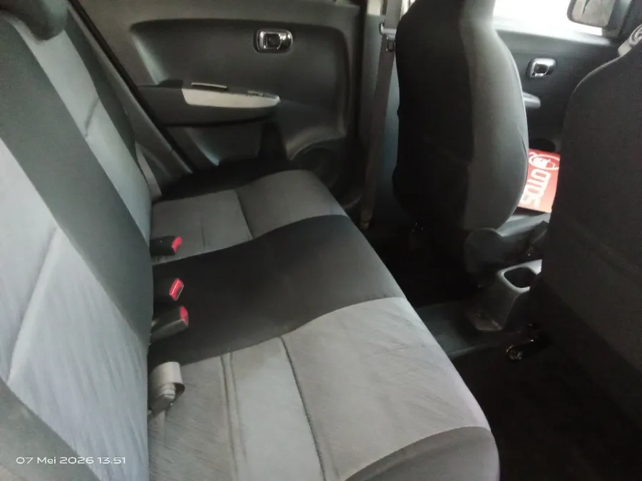 Foto Mobil Bekas Kabin Belakang Daihatsu Ayla 1.0 X tahun 2017