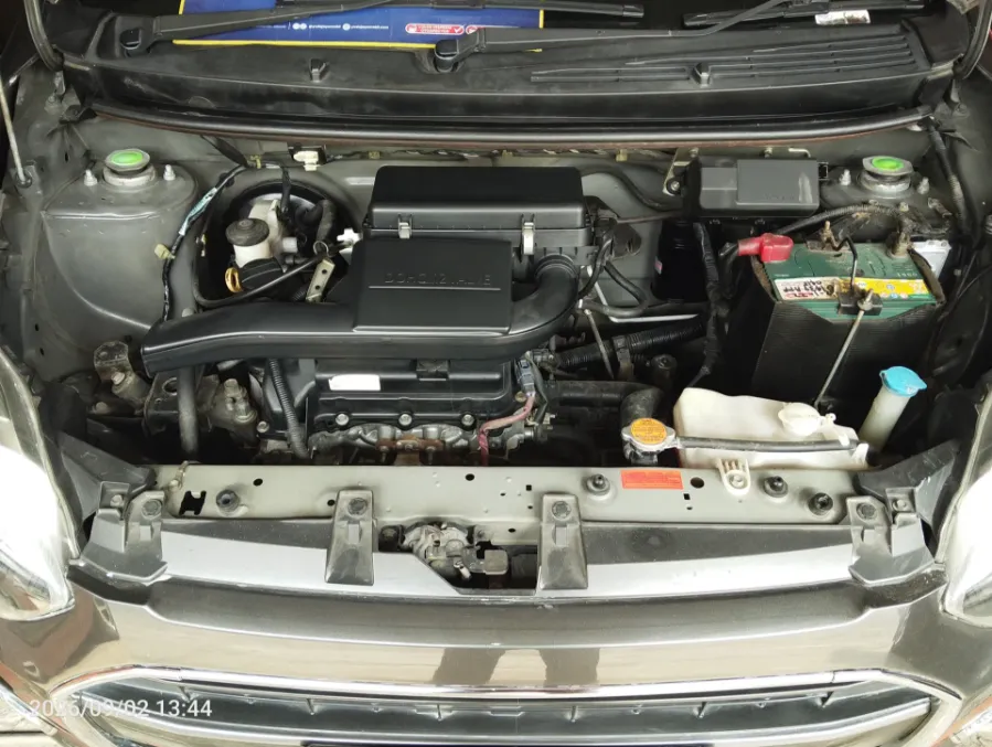 Foto Mobil Bekas Mesin Daihatsu Ayla 1.0 X tahun 2017