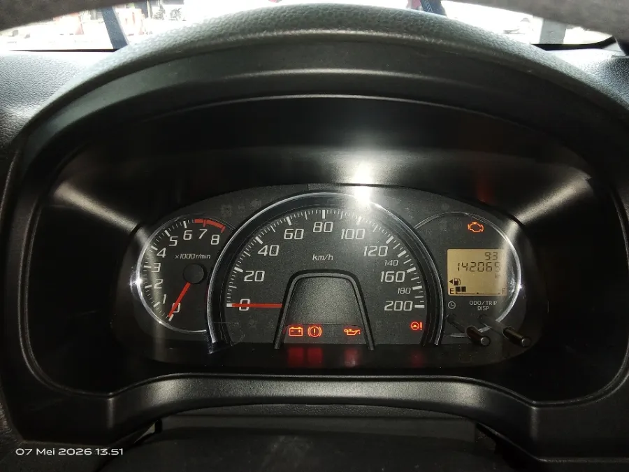 Foto Mobil Bekas Odometer Daihatsu Ayla 1.0 X tahun 2017