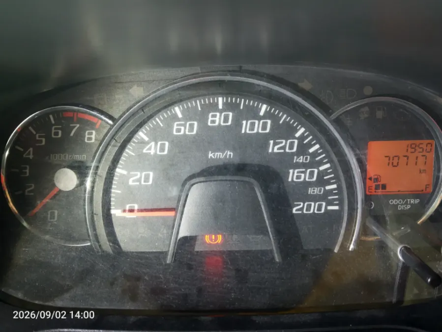 Foto Mobil Bekas Odometer Daihatsu Ayla 1.0 X tahun 2017