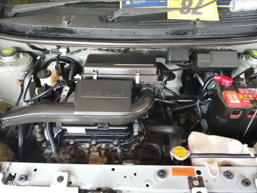 Foto Mobil Bekas Mesin Daihatsu Ayla 1.0 X tahun 2018