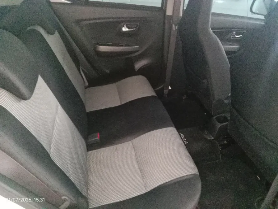 Foto Mobil Bekas Kabin Belakang Daihatsu Ayla 1.0 X tahun 2019
