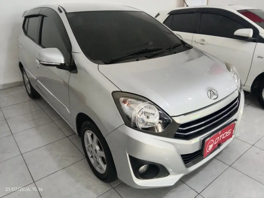 Foto Mobil Bekas Kanan Depan Daihatsu Ayla 1.0 X tahun 2019