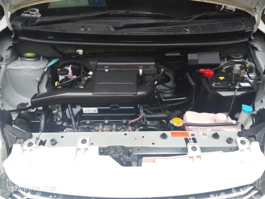 Foto Mobil Bekas Mesin Daihatsu Ayla 1.0 X tahun 2019