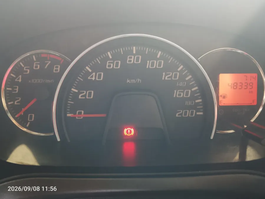 Foto Mobil Bekas Odometer Daihatsu Ayla 1.0 X tahun 2019