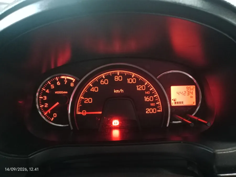 Foto Mobil Bekas Odometer Daihatsu Ayla 1.0 X tahun 2020