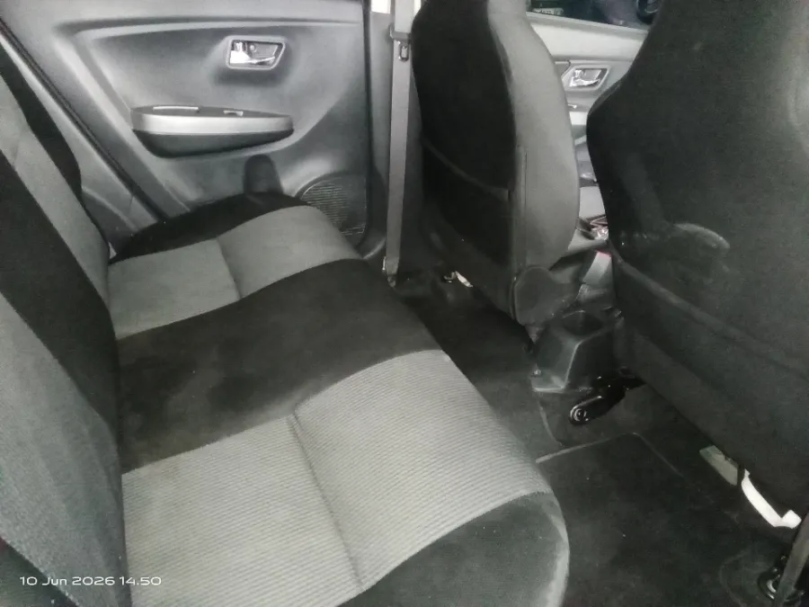 Foto Mobil Bekas Kabin Belakang Daihatsu Ayla 1.0 X tahun 2022