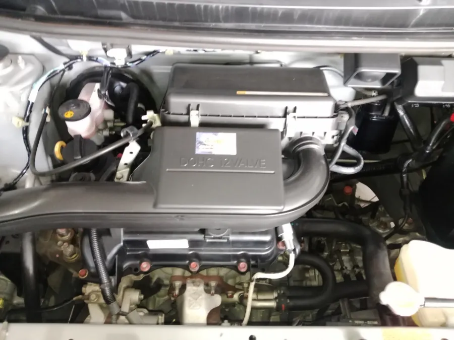 Foto Mobil Bekas Mesin Daihatsu Ayla 1.0 X tahun 2022