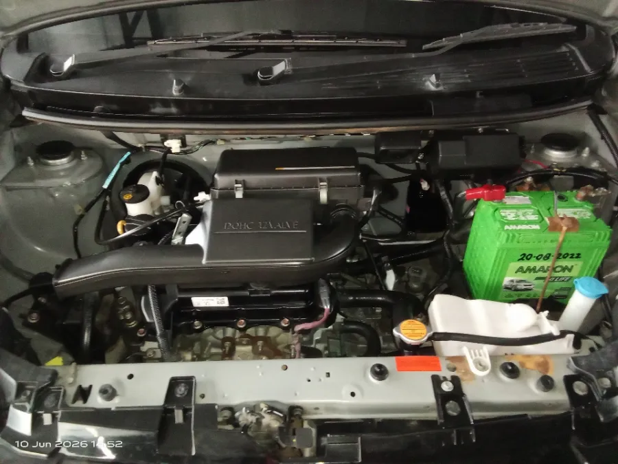 Foto Mobil Bekas Mesin Daihatsu Ayla 1.0 X tahun 2022