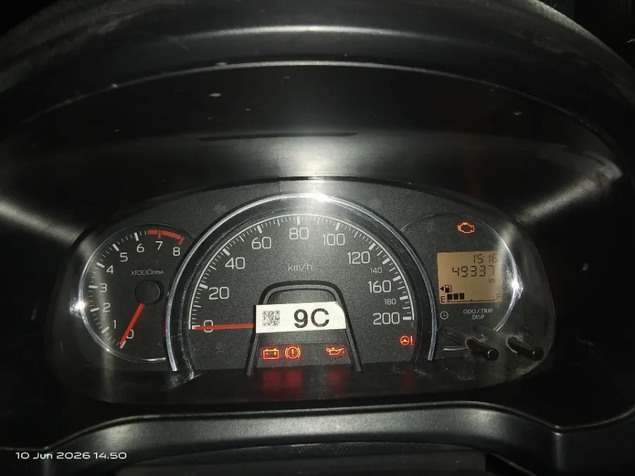 Foto Mobil Bekas Odometer Daihatsu Ayla 1.0 X tahun 2022
