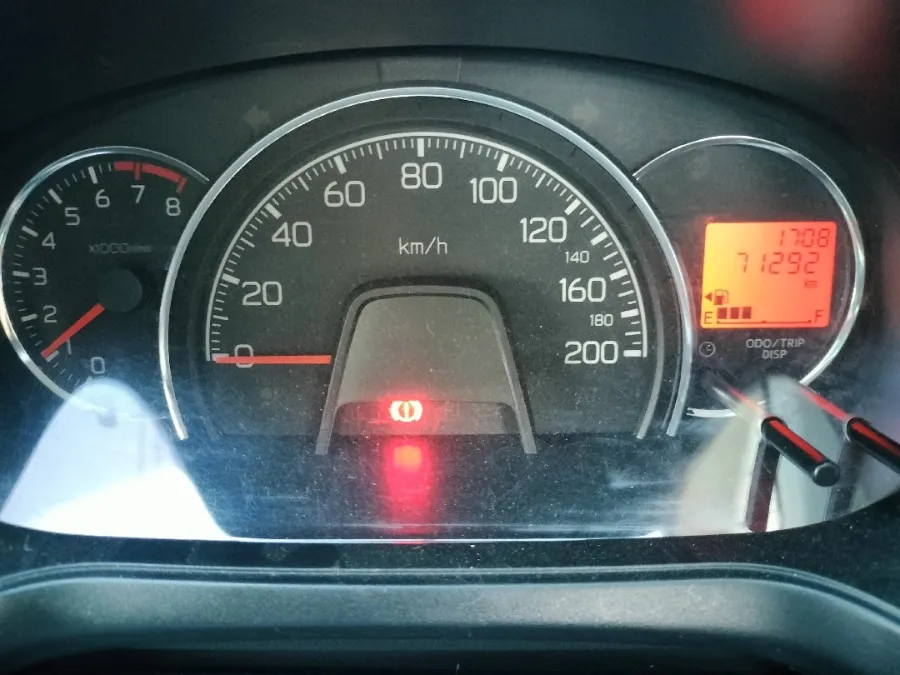 Foto Mobil Bekas Odometer Daihatsu Ayla 1.0 X tahun 2022