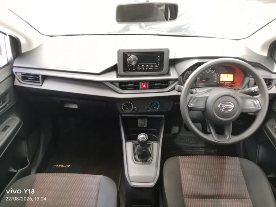 Foto Mobil Bekas Dashboard Daihatsu Ayla 1.0 X tahun 2023