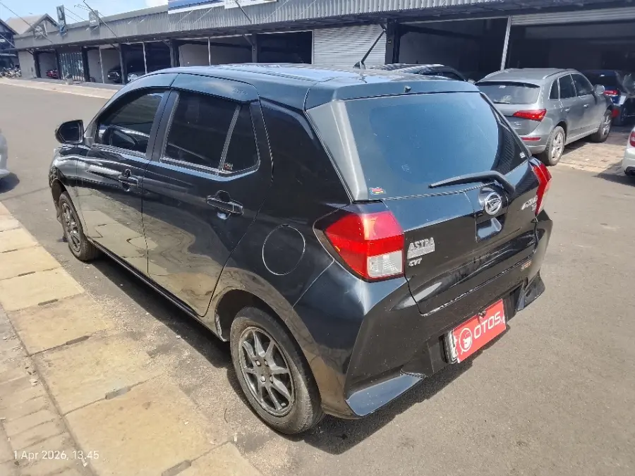 Foto Mobil Bekas Kiri Belakang Daihatsu Ayla 1.0 X tahun 2023