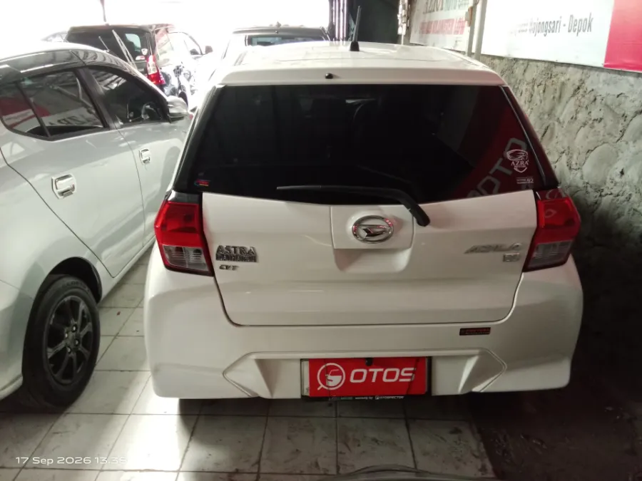 Foto Mobil Bekas Tampak Belakang Daihatsu Ayla 1.0 X tahun 2023