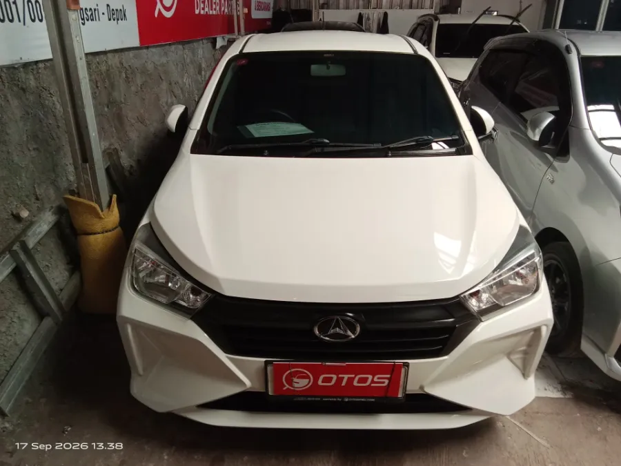 Foto Mobil Bekas Tampak Depan Daihatsu Ayla 1.0 X tahun 2023