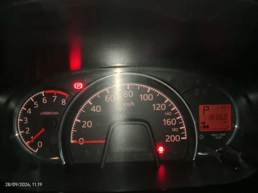 Foto Mobil Bekas Odometer Daihatsu Ayla 1.2 R tahun 2017