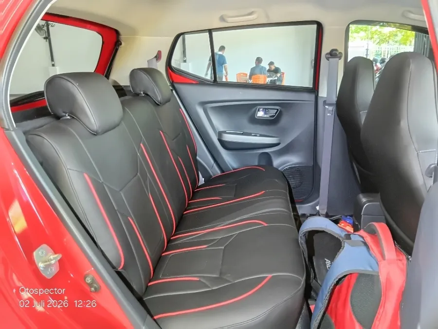 Foto Mobil Bekas Kabin Belakang Daihatsu Ayla 1.2 R tahun 2022
