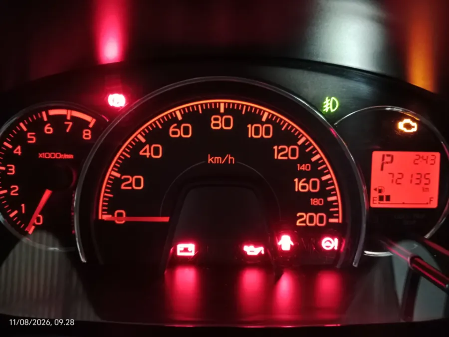 Foto Mobil Bekas Odometer Daihatsu Ayla 1.2 R tahun 2022