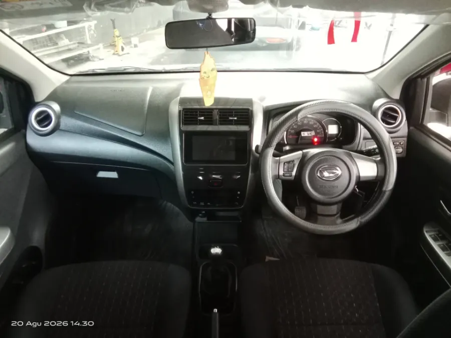 Foto Mobil Bekas Dashboard Daihatsu Ayla 1.2 R tahun 2023