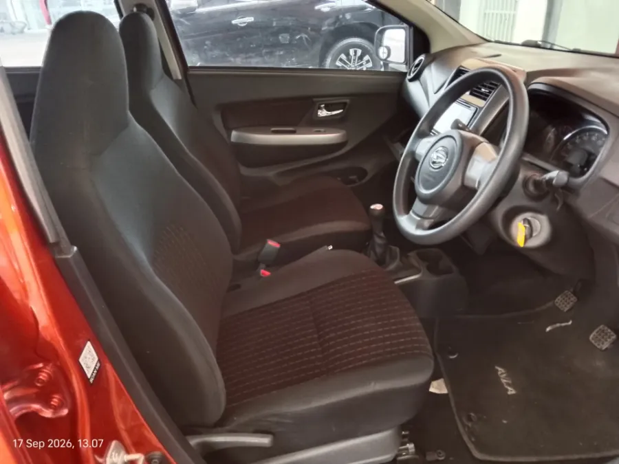 Foto Mobil Bekas Kabin Depan Daihatsu Ayla 1.2 X tahun 2023