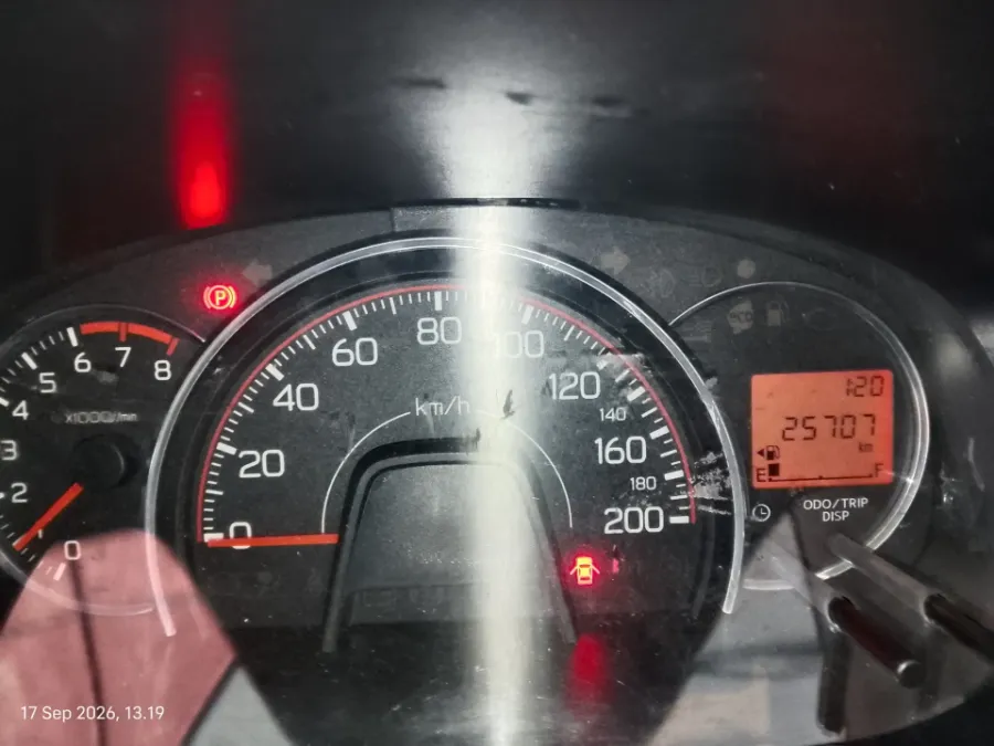 Foto Mobil Bekas Odometer Daihatsu Ayla 1.2 X tahun 2023