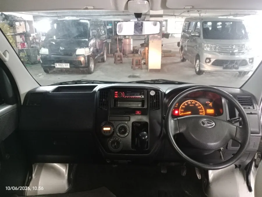 Foto Mobil Bekas Dashboard Daihatsu Gran Max 1.3 tahun 2019