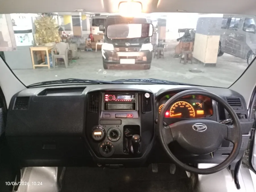 Foto Mobil Bekas Dashboard Daihatsu Gran Max 1.3 tahun 2019