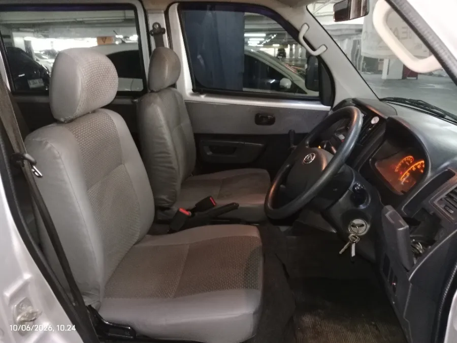 Foto Mobil Bekas Kabin Depan Daihatsu Gran Max 1.3 tahun 2019